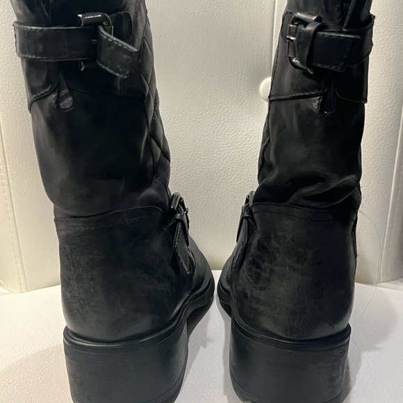 Aquatalia - black leather boots - size 8 1/2 - Picture 3 of 3